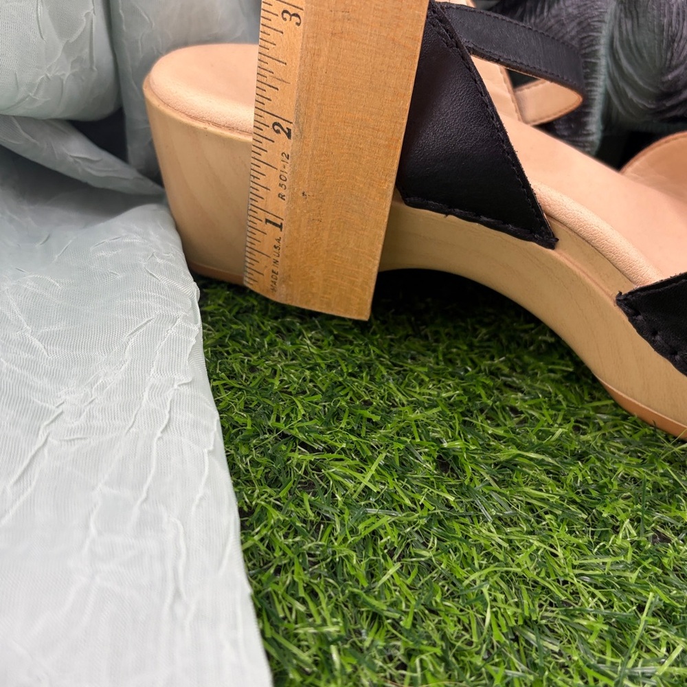 Dansko Women’s Karmen Black Leather Platform Wedge Sandals - 38 - Picture 12 of 14
